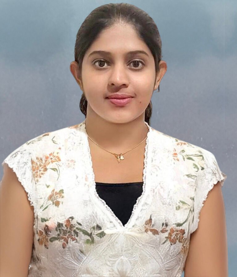 Deena - Physiotherapist at Miracle Health